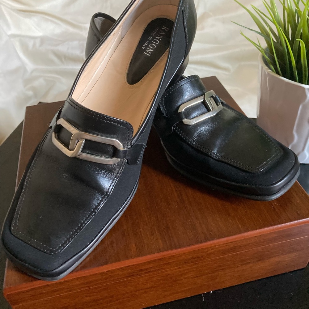 Rangoni of Florence Italian Black leather loafers